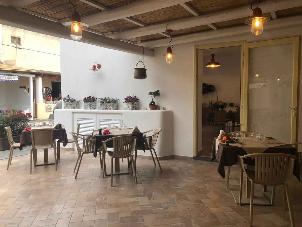 'A Alera Room & Breakfast Malfa  Ngoại thất bức ảnh